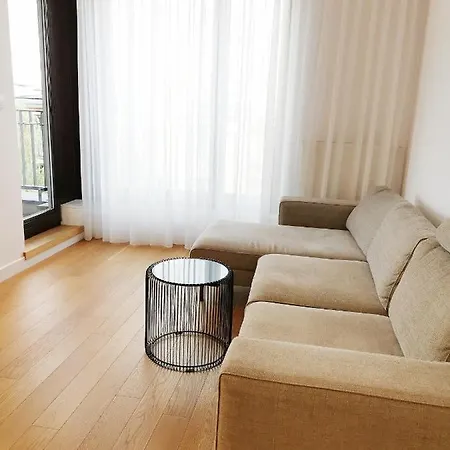 Apartman Come&stay Ochota Varsó