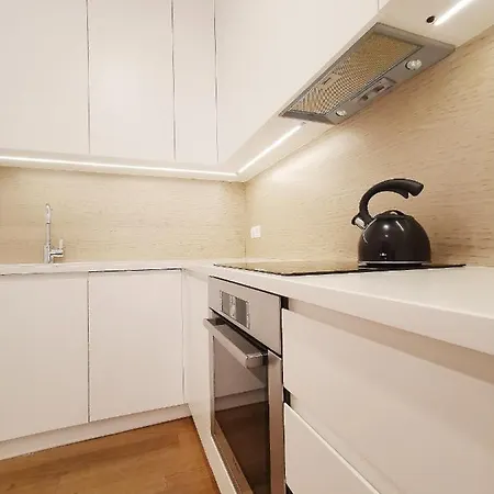 Come&stay Ochota Apartman