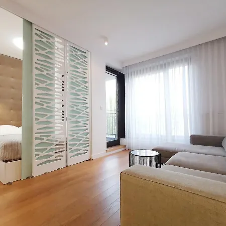 Come&stay Ochota Apartman *