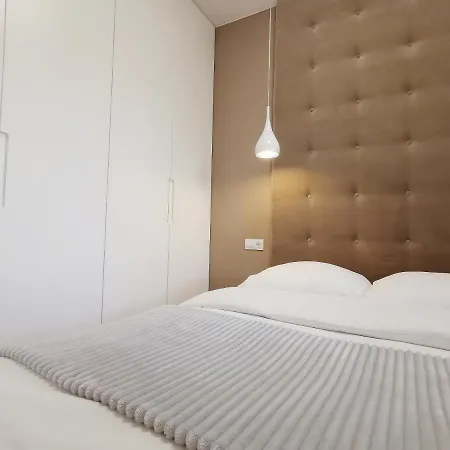 Apartman Come&stay Ochota